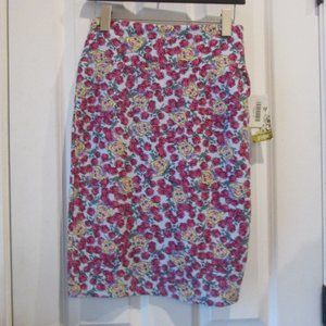 New LuLaRoe Disney Miss Piggy Cassie Skirt sz S